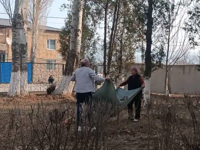 Талас районунун Жалпы дарыгердик практика борборунун медициналык  кызматкерлери  ишембилик  учурунда.